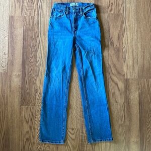 A&F 90s Straight legged jeans